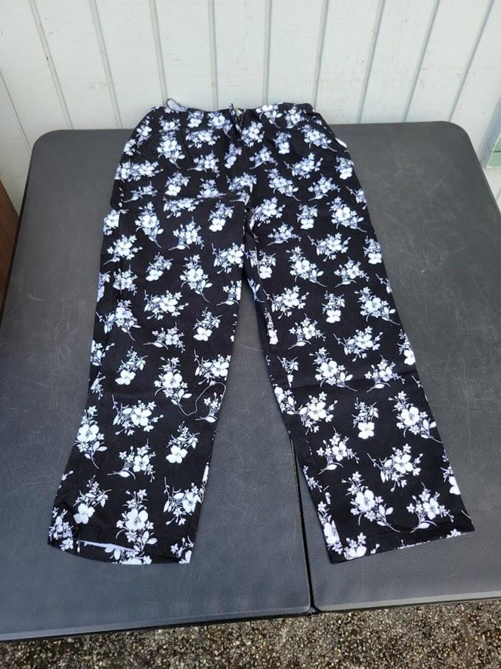 Crazy Horse Liz Claiborne Pants Womens 10P Petite Floral Stretch Pull On